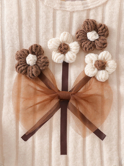 Adorable Baby Girl Autumn Outfit: Sweet Floral Bow Top & Bell Bottoms Set for Cozy Style