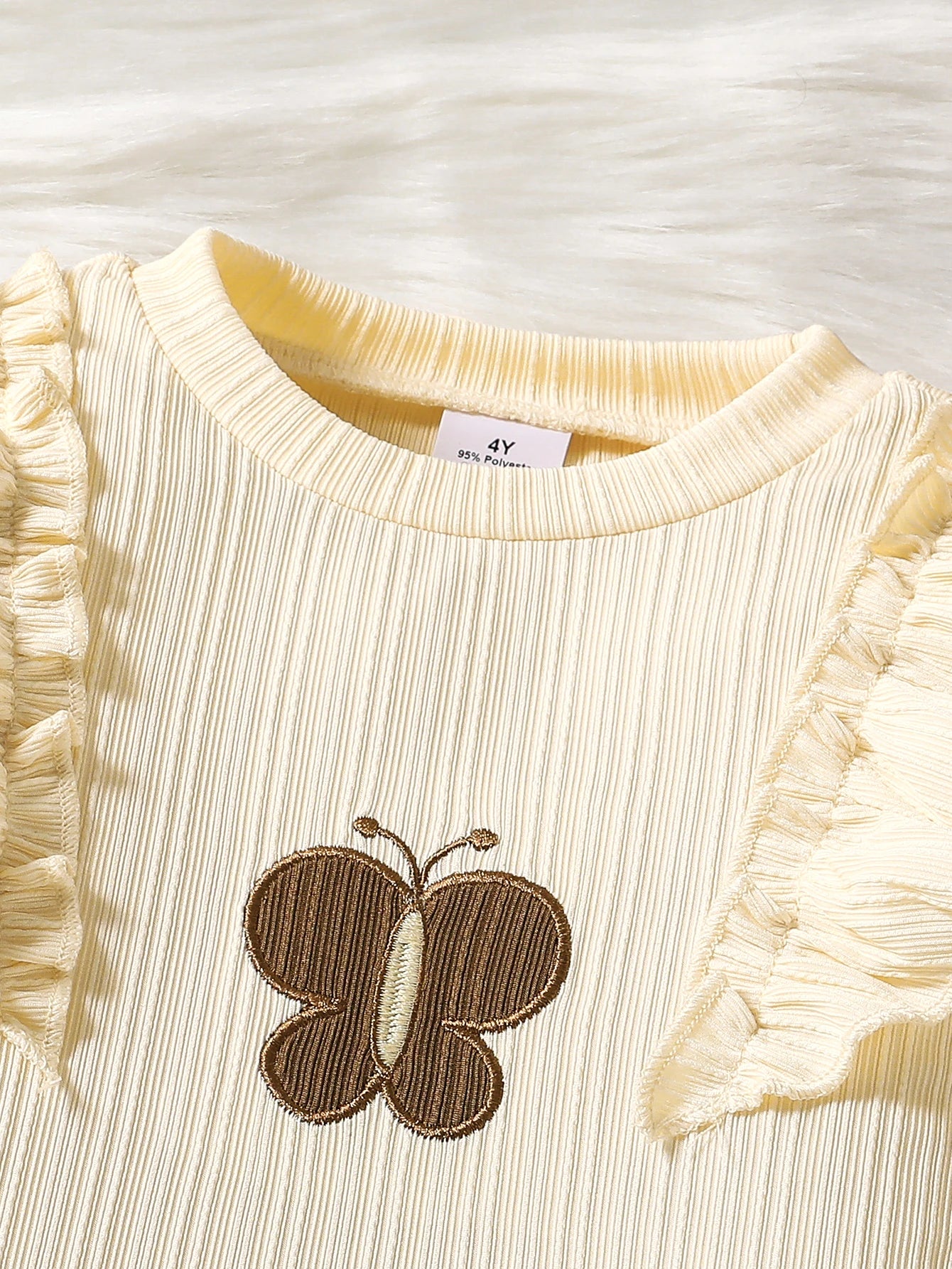 Enchanting Butterfly Print Girls' Autumn Outfit: Cute Ruffled Top & Comfy Trousers Set for Little Fashionistas